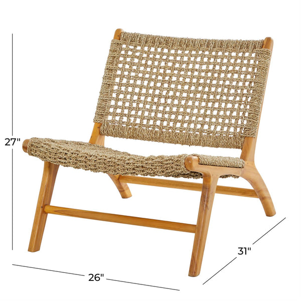 Butaca artesanal con asiento tejido