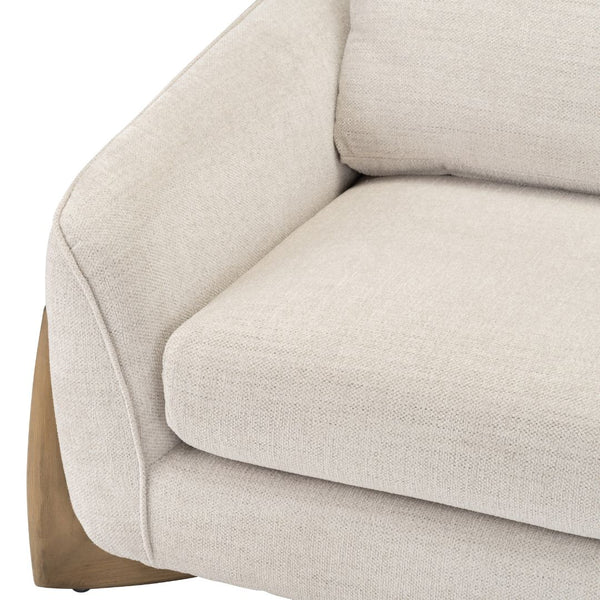 Butaca Tapizada con Base de Madera en Beige