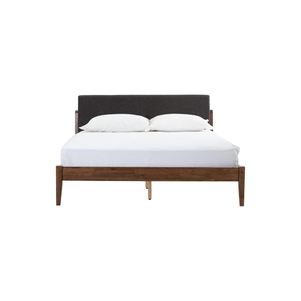 Cama Tucker King