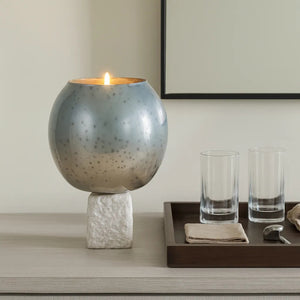Portavelas decorativo en vidrio aqua con base de mármol