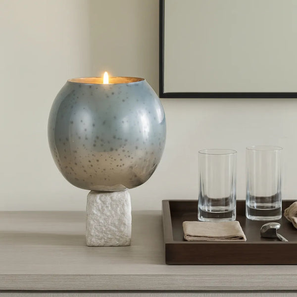 Portavelas decorativo en vidrio aqua con base de mármol