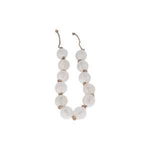 Guirnalda decorativa de cuentas de vidrio transparente – 48"