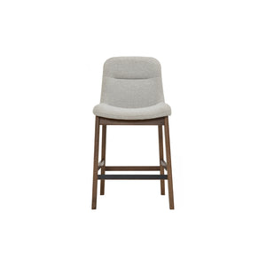 Silla alta Arden para counter en roble malayo y tela gris claro