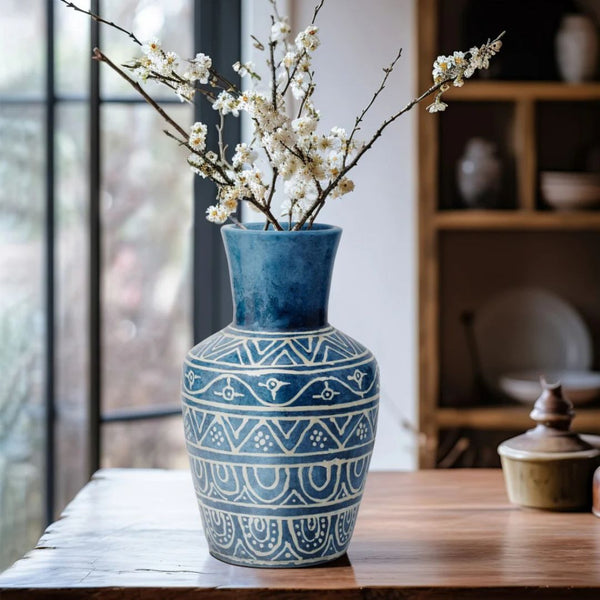 Jarrón decorativo de terracota azul de 16"