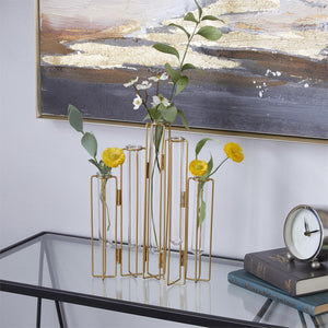 Jarrón decorativo geométrico plegable en metal dorado