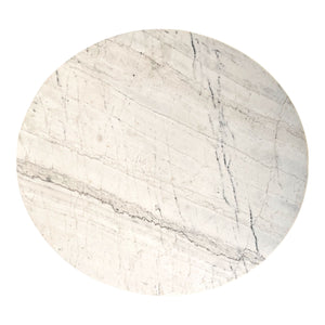 Mesa de centro acanalada de mármol blanco Entice de 36"